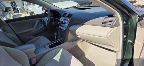 2011 Toyota Camry LE V6