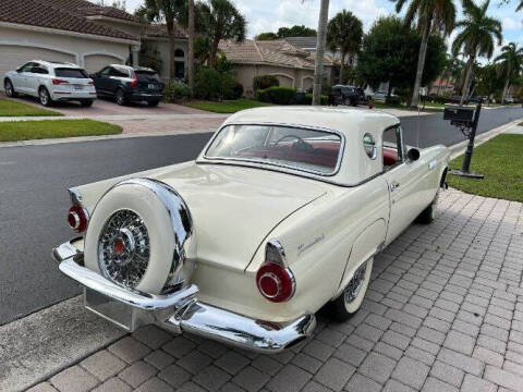 1956 Ford Thunderbird