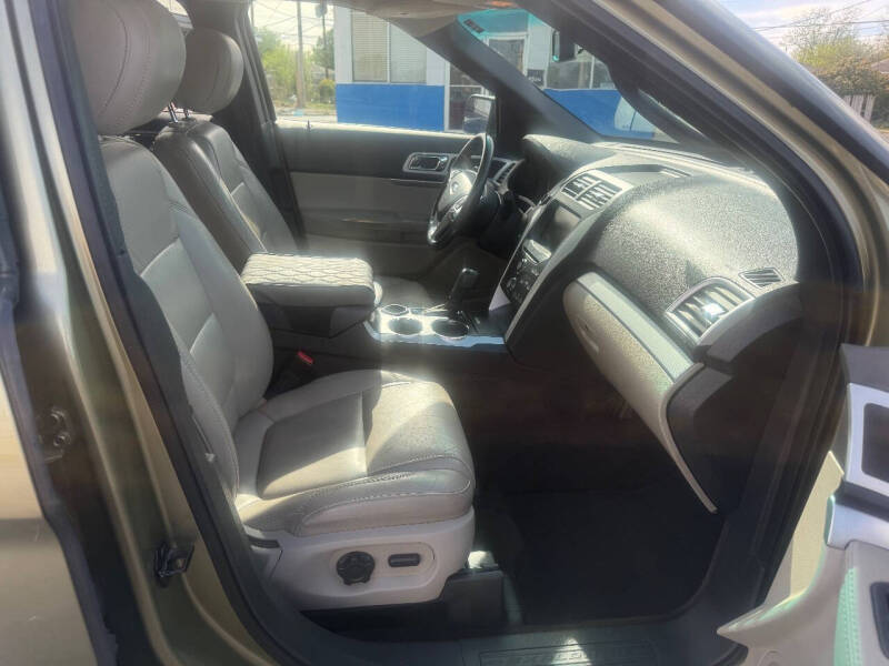 2012 Ford Explorer XLT