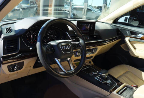 2019 Audi Q5 quattro Premium Plus 45 TFSI