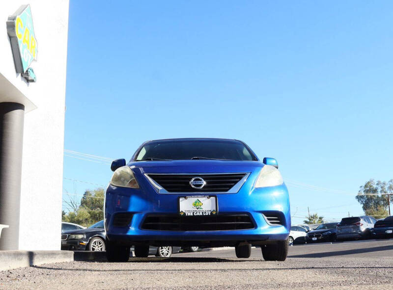 2012 Nissan Versa 1.6 SV