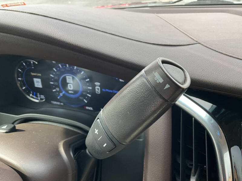 2017 Cadillac Escalade ESV Premium Luxury