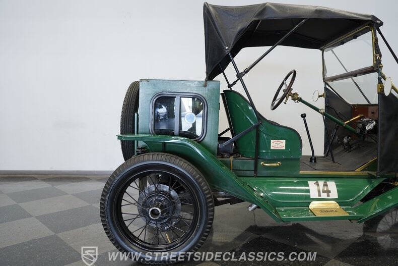 1914 Ford Model T
