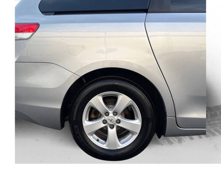 2011 Toyota Sienna