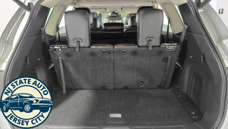 2017 Nissan Pathfinder Platinum