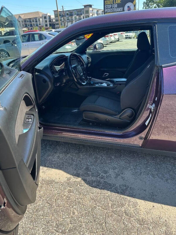2020 Dodge Challenger SXT