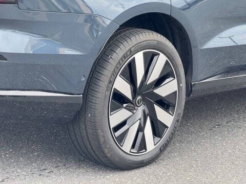 2025 Volvo EX90 Twin Plus 7P