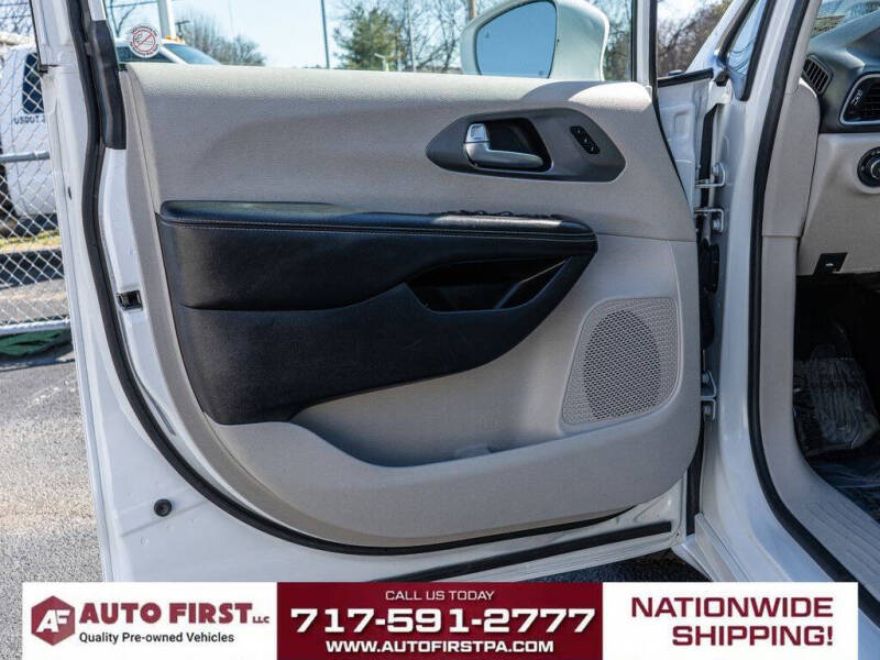 2021 Chrysler Pacifica Touring L