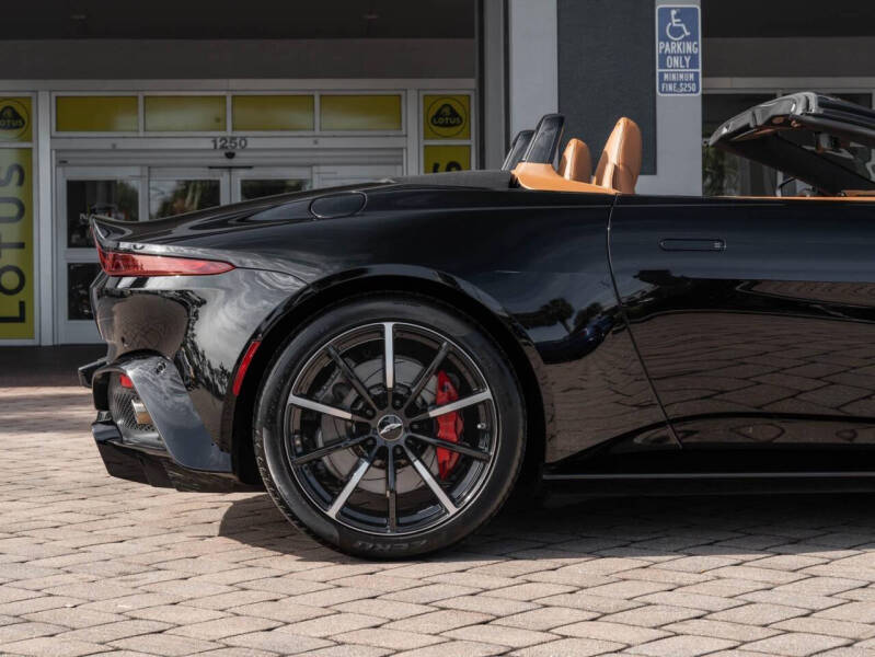 2021 Aston Martin Vantage