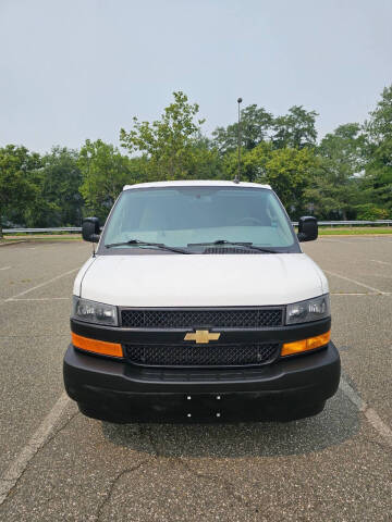 2021 Chevrolet Express 2500