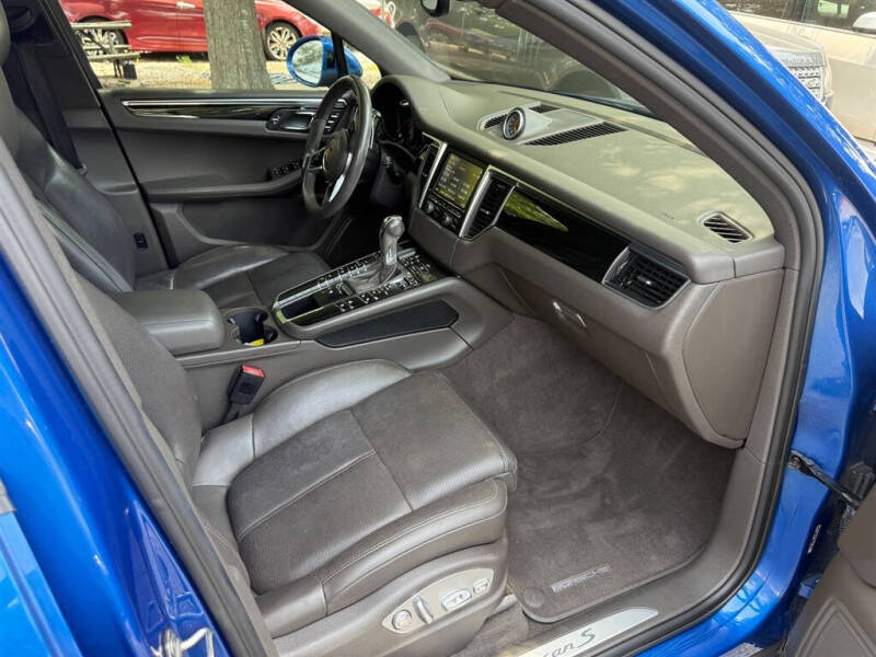 2016 Porsche Macan S
