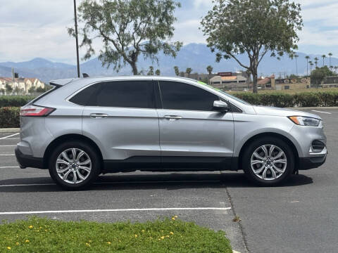 2022 Ford Edge Titanium