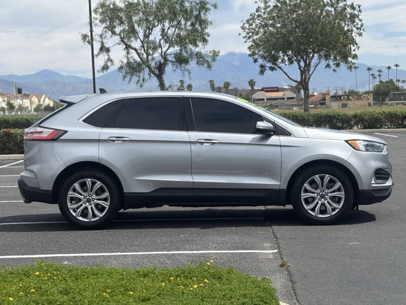 2022 Ford Edge Titanium