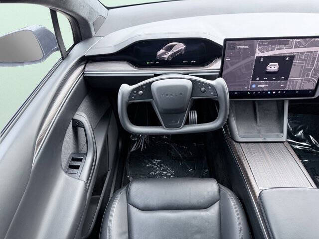 2023 Tesla Model X Standard Range