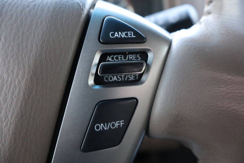 2014 Nissan Armada Platinum