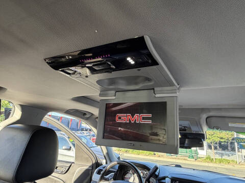 2015 GMC Yukon SLT