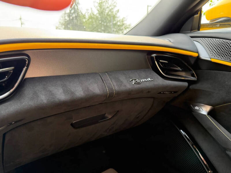 2022 Ferrari Roma