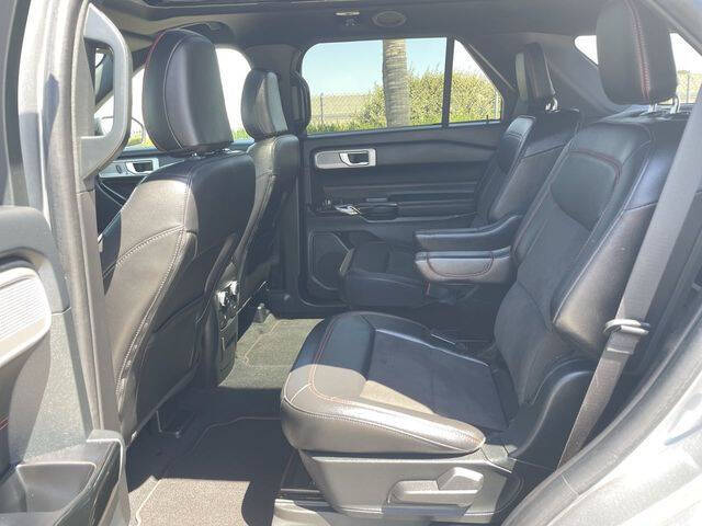 2023 Ford Explorer ST-Line