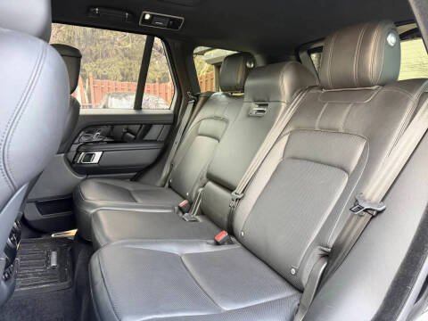 2020 Land Rover Range Rover P525 HSE