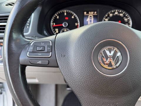 2014 Volkswagen Passat 2.0L TDI SE