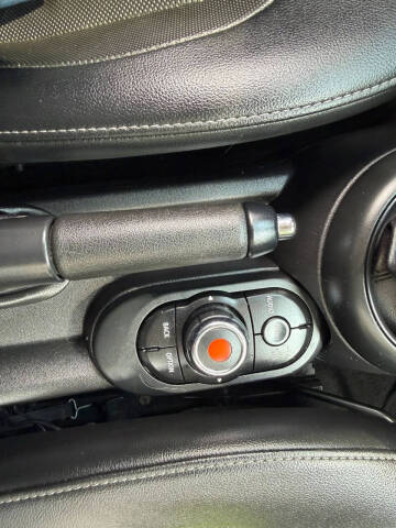 2017 MINI Hardtop 2 Door Cooper