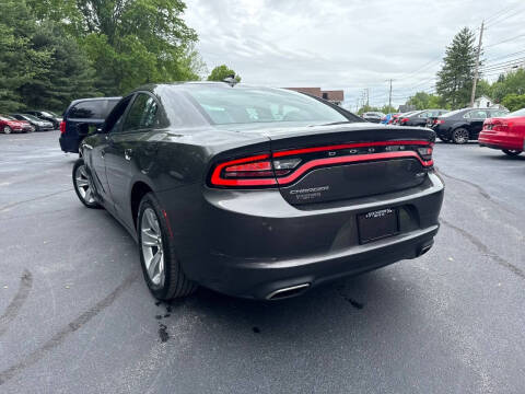 2017 Dodge Charger SXT
