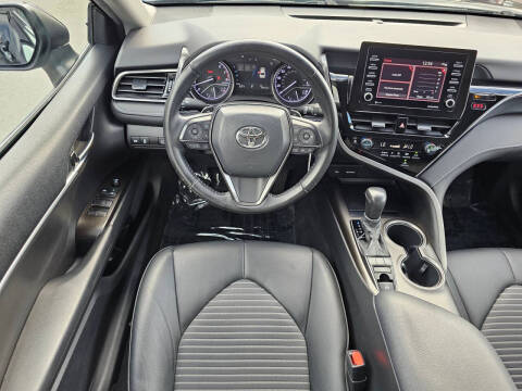 2022 Toyota Camry SE Nightshade