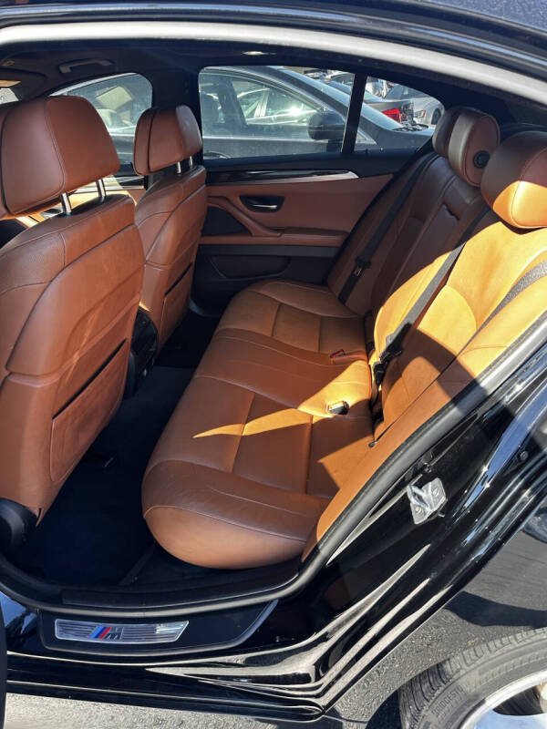 2014 BMW 5 Series 550i