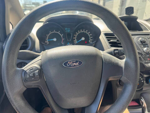 2014 Ford Fiesta S