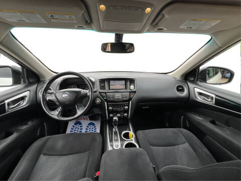 2015 Nissan Pathfinder