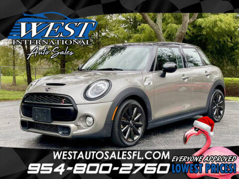 2019 MINI Hardtop 4 Door