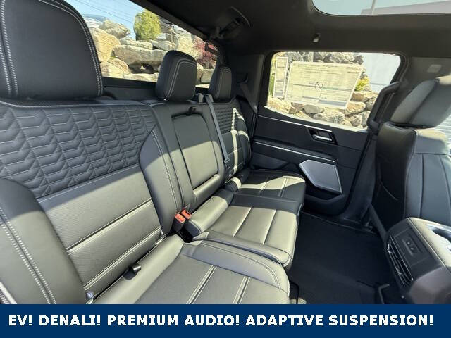 2025 GMC Sierra EV Denali