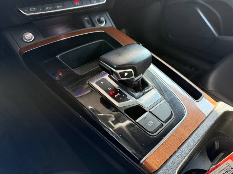 2022 Audi Q5 quattro S line Premium 45 TFSI