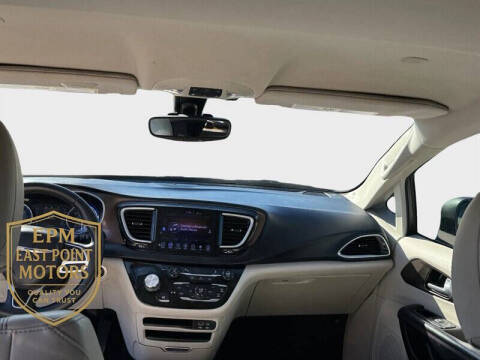 2017 Chrysler Pacifica Touring Plus