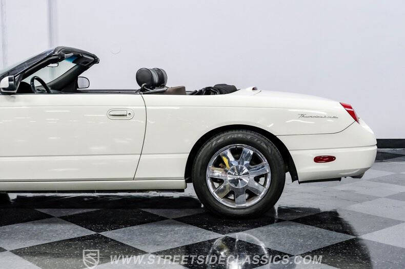 2002 Ford Thunderbird Deluxe