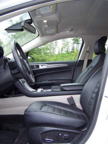 2018 Ford Fusion Hybrid SE