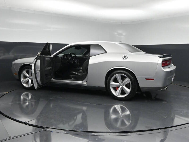 2009 Dodge Challenger SRT8