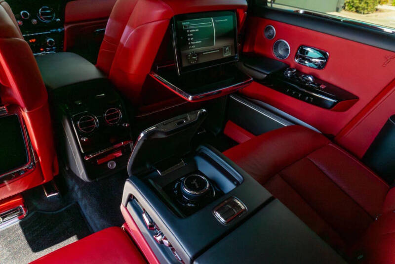 2021 Rolls-Royce Phantom