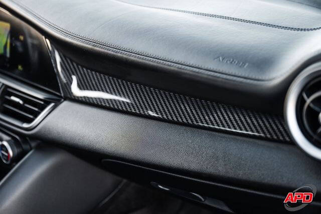 2019 Alfa Romeo Giulia Quadrifoglio