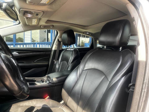 2017 Buick LaCrosse Premium