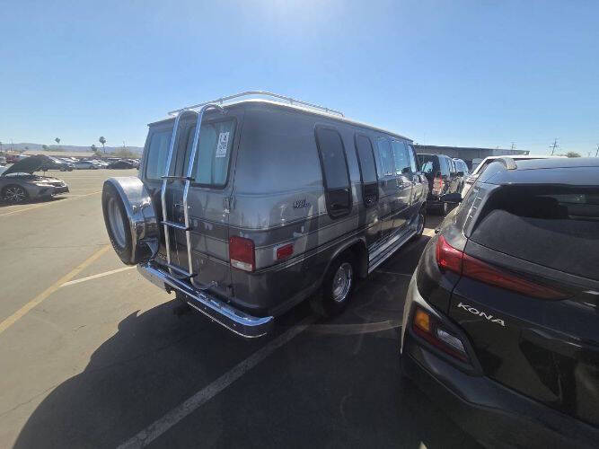 1988 Chevrolet Chevy Van