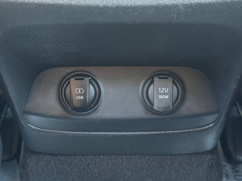 2020 Kia Sorento S V6