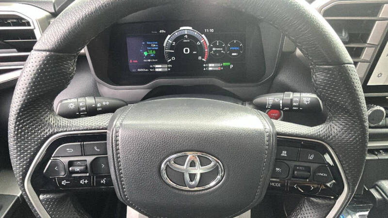 2023 Toyota Sequoia SR5