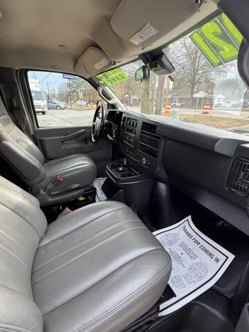 2021 Chevrolet Express 2500