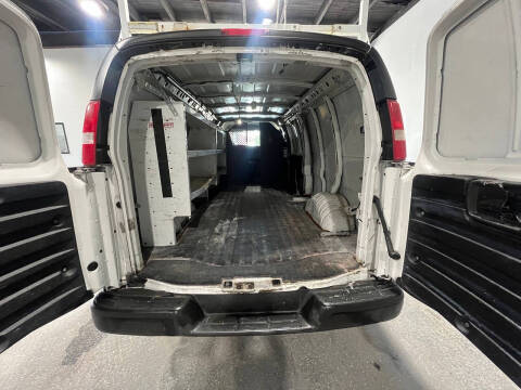 2017 Chevrolet Express 2500
