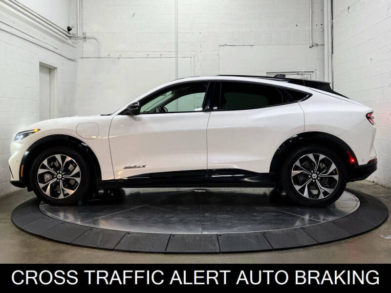 2021 Ford Mustang Mach-E Premium