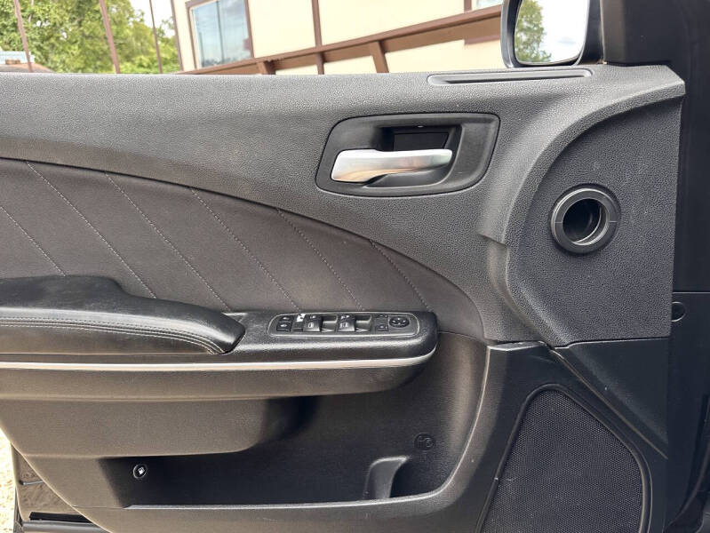 2015 Dodge Charger SXT