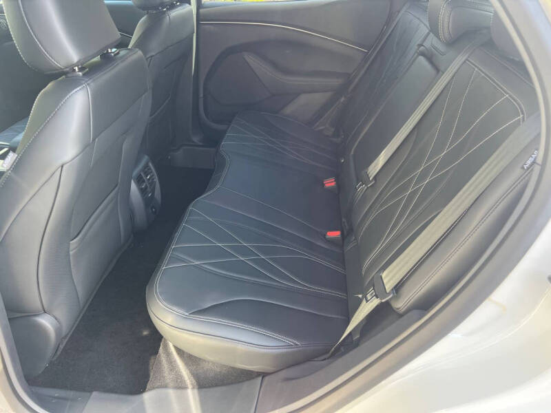 2025 Ford Mustang Mach-E Select