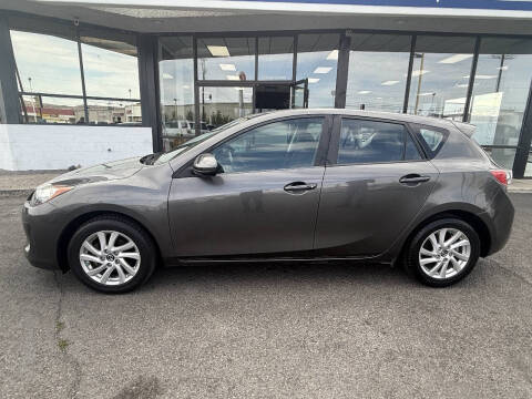 2013 Mazda MAZDA3 i Touring