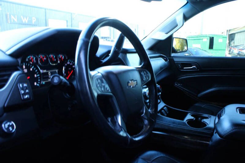 2019 Chevrolet Suburban LT